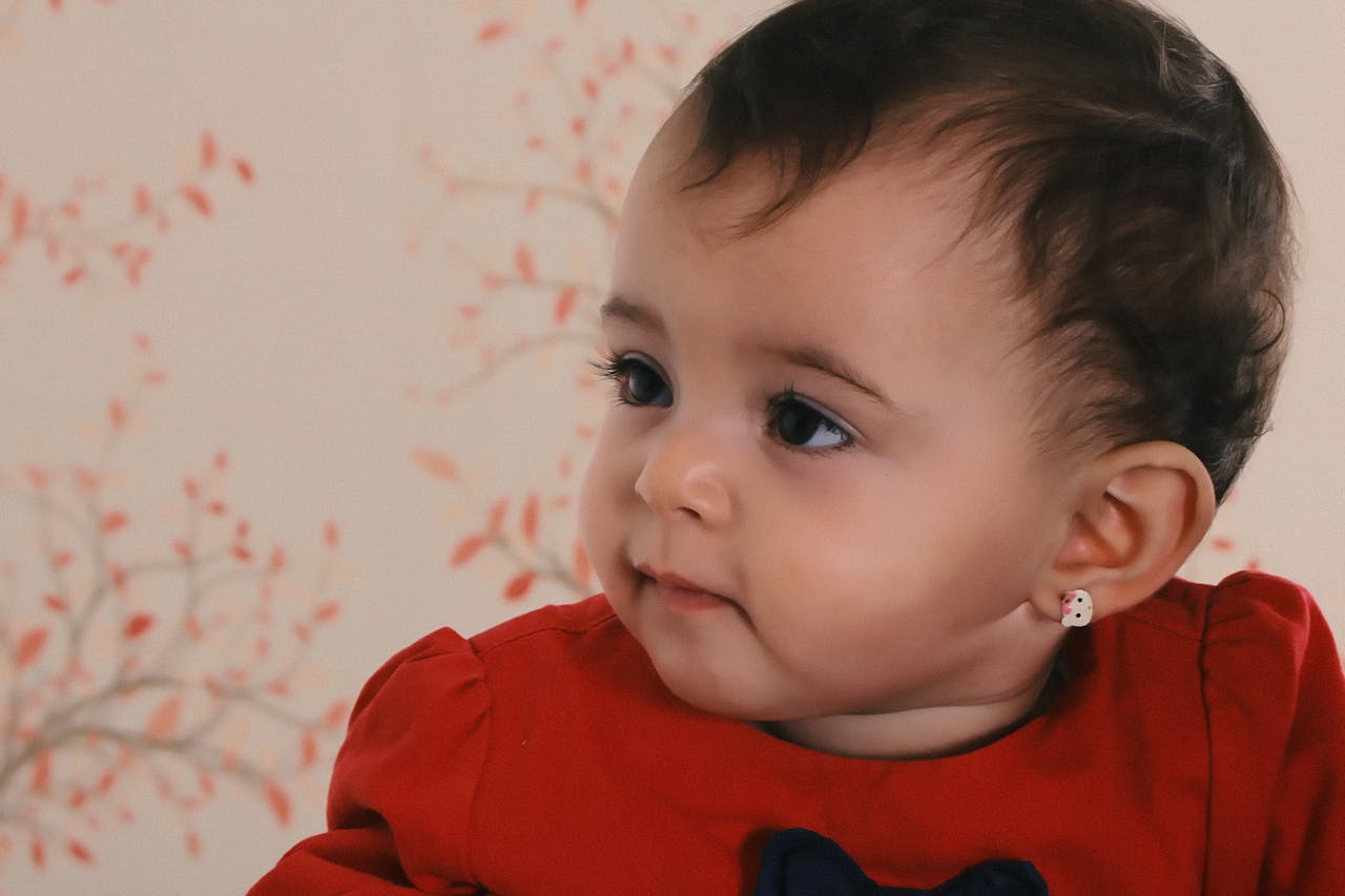 L’importance de bien choisir la matière des bijoux pour bébé